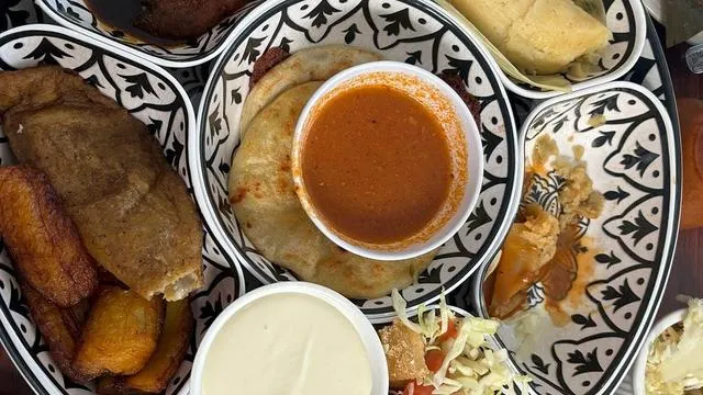 El Migueleno Restaurant